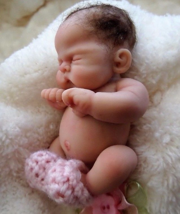 Tiny Baby Sculptures