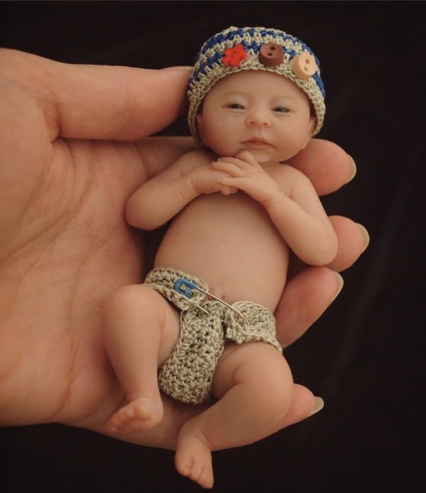 Tiny Baby Sculptures