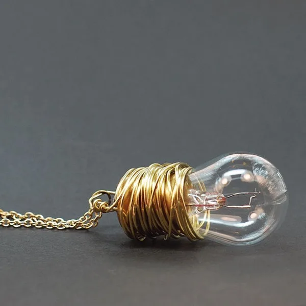 19 Brilliant Ways to Repurpose Old Light Bulbs 18