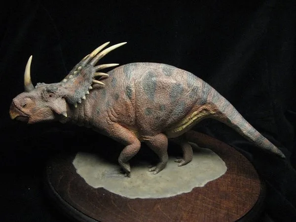 30 Amazing Cardboard Sculptures 10