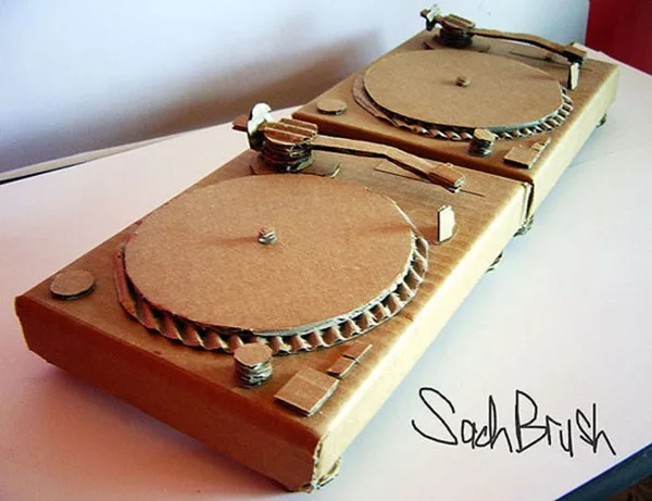 30 Amazing Cardboard Sculptures 7