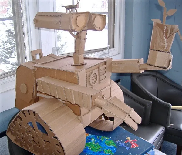 30 Amazing Cardboard Sculptures 9