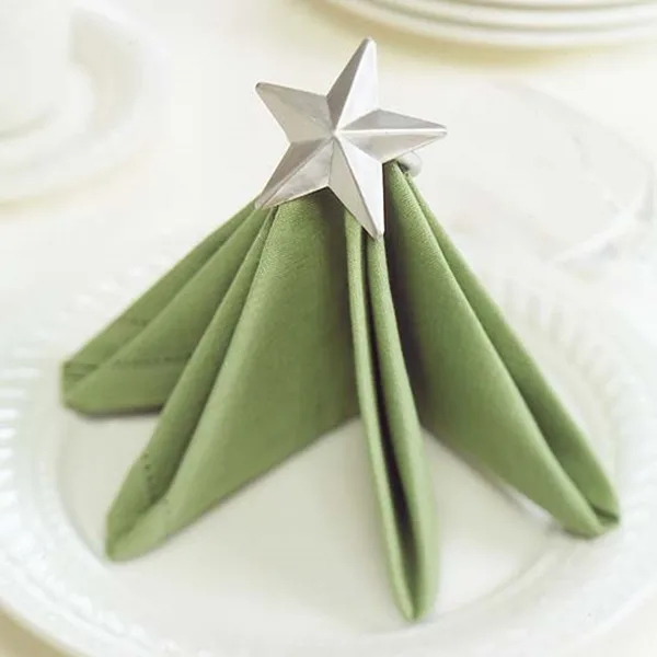 30 Creative Napkin Folding Ideas 13