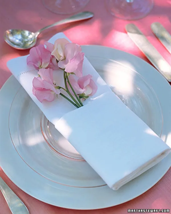 30 Creative Napkin Folding Ideas 4