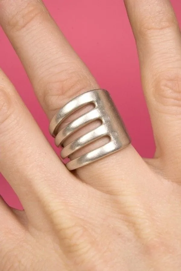 40 Pictures of Amazing Ideas to Reuse Forks 14