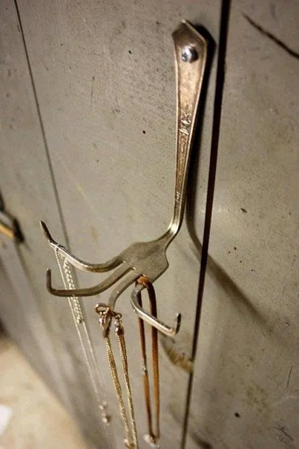 40 Pictures of Amazing Ideas to Reuse Forks 29