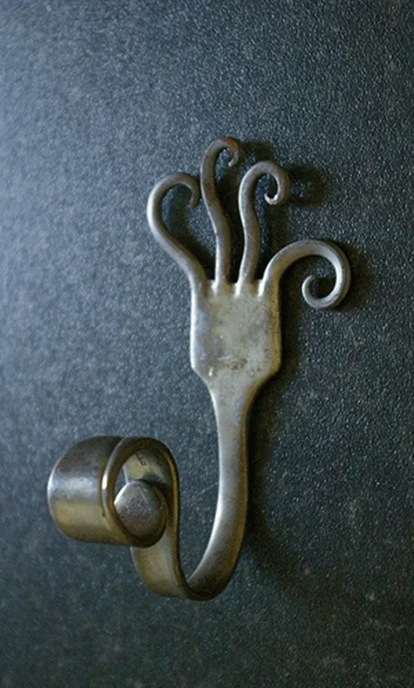 40 Pictures of Amazing Ideas to Reuse Forks 32