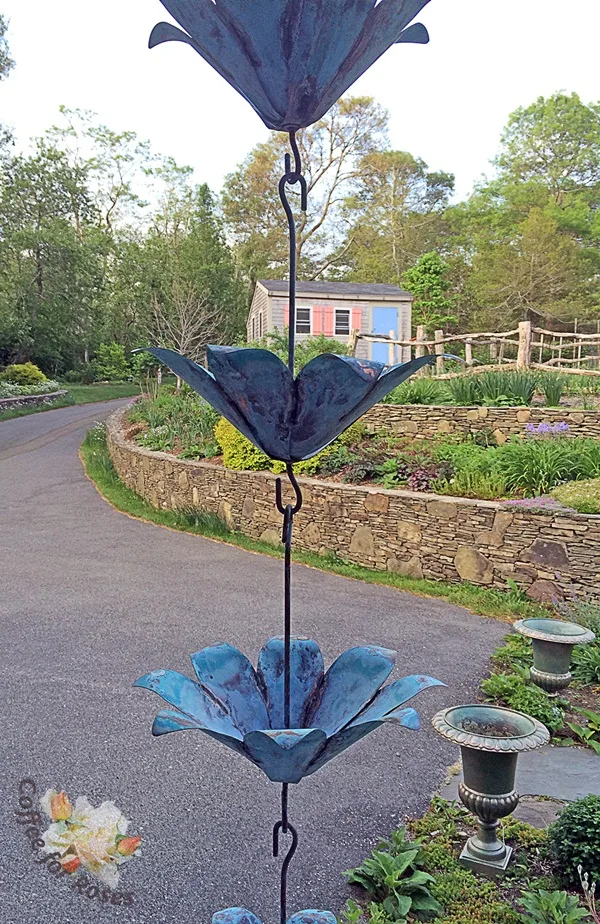 30 Decorative Rain Chain Ideas for Outdoors 23