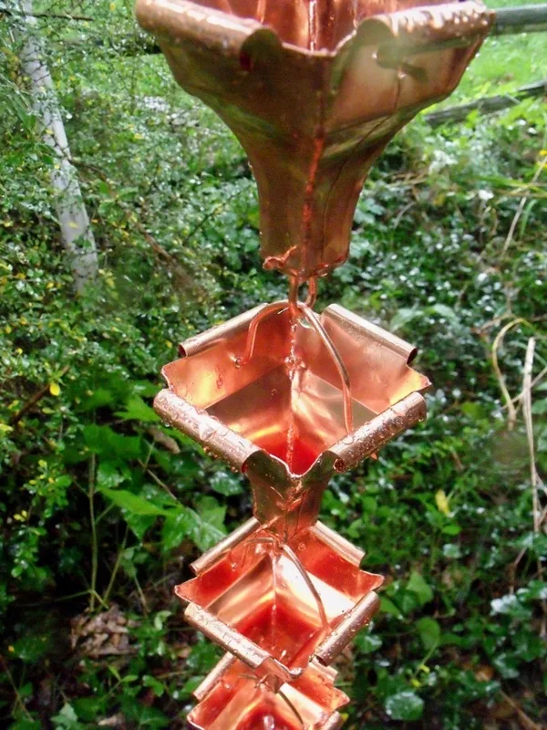 30 Decorative Rain Chain Ideas for Outdoors 27