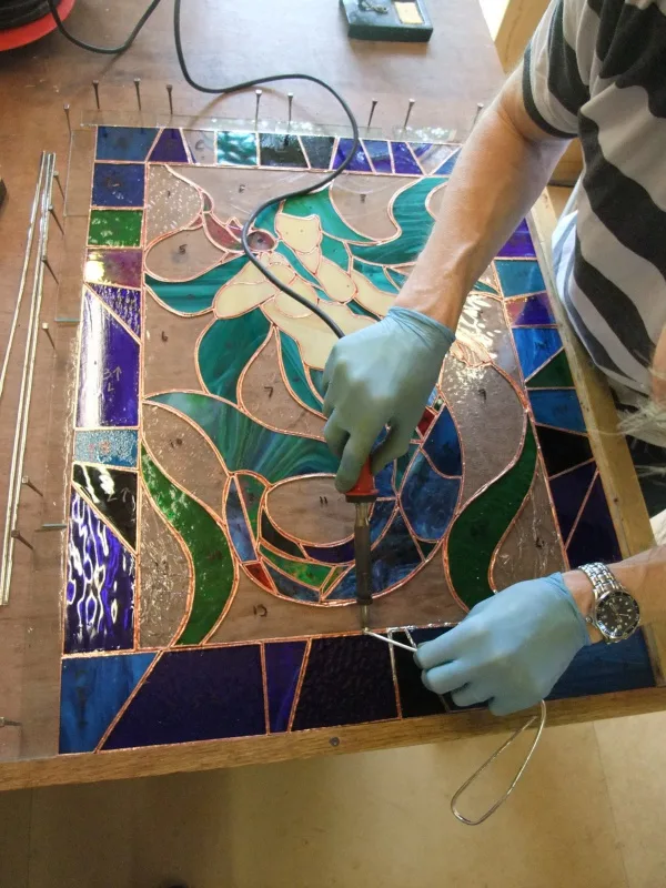 Window-Glass-Painting-Designs-for-Beginners