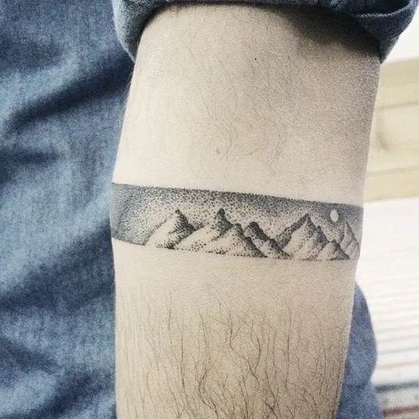 40 Cute Mountain Tattoo Designs 20