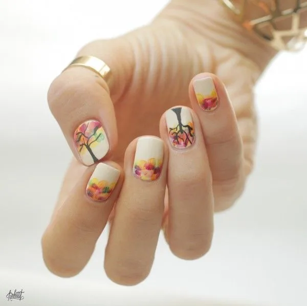 40 Easy and Attractive Fall Nail Art Ideas 17