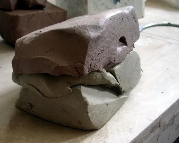 How to Easily Mold a Clay face00001