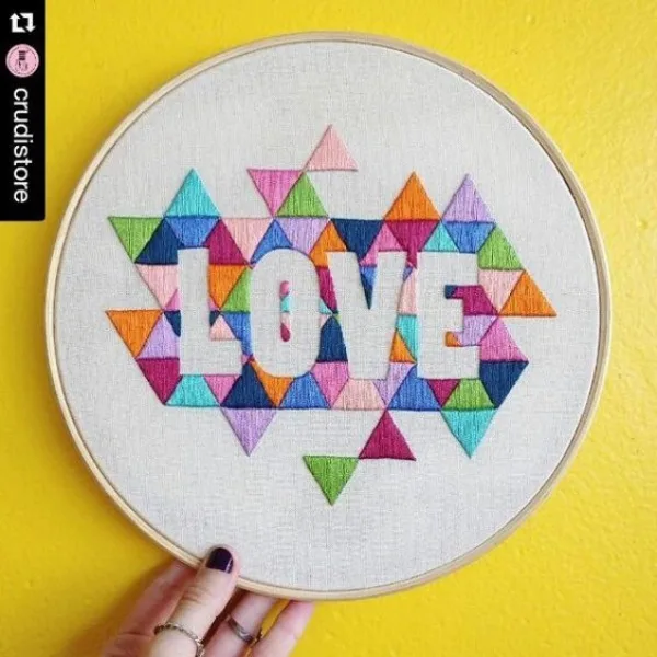 Amazing-Hand-Embroidery-Designs-Ideas