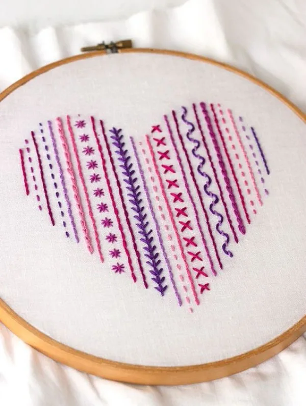Amazing-Hand-Embroidery-Designs-Ideas