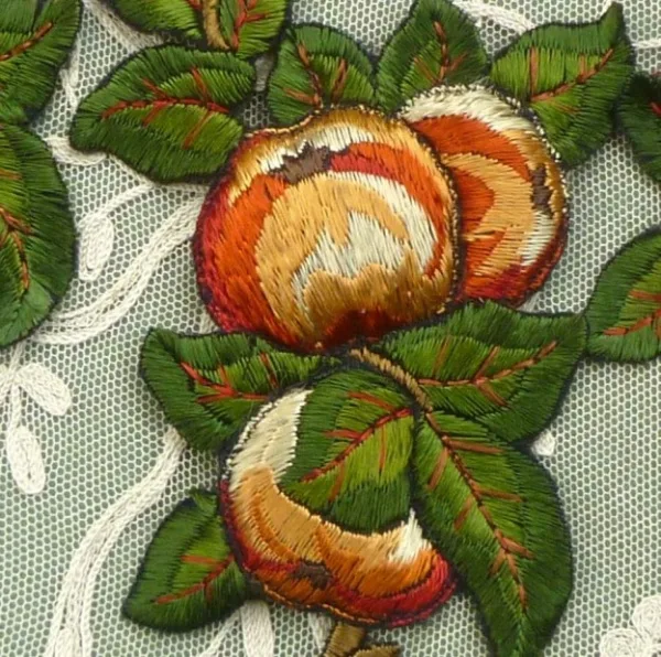 Amazing-Hand-Embroidery-Designs-Ideas