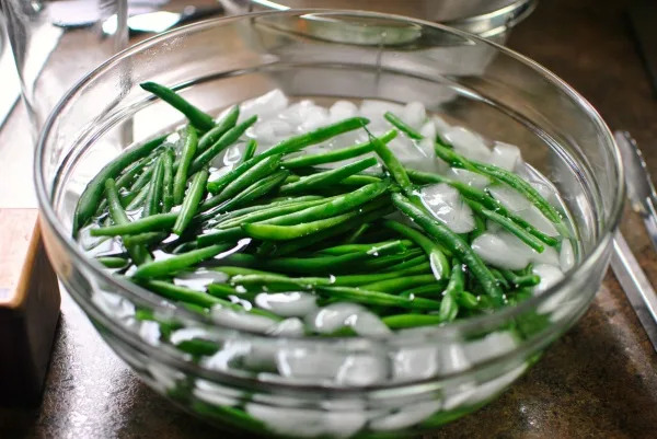 Quick-Ways-to-Keep-Your-Fruits-and-Vegetables-Fresh-for-Longer-Time