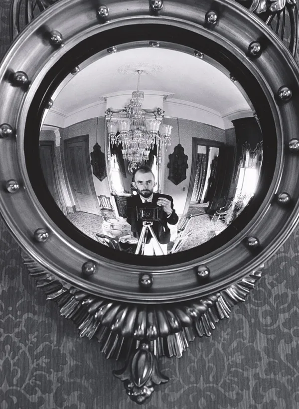 Self Portrait Photography Ideas and Tips