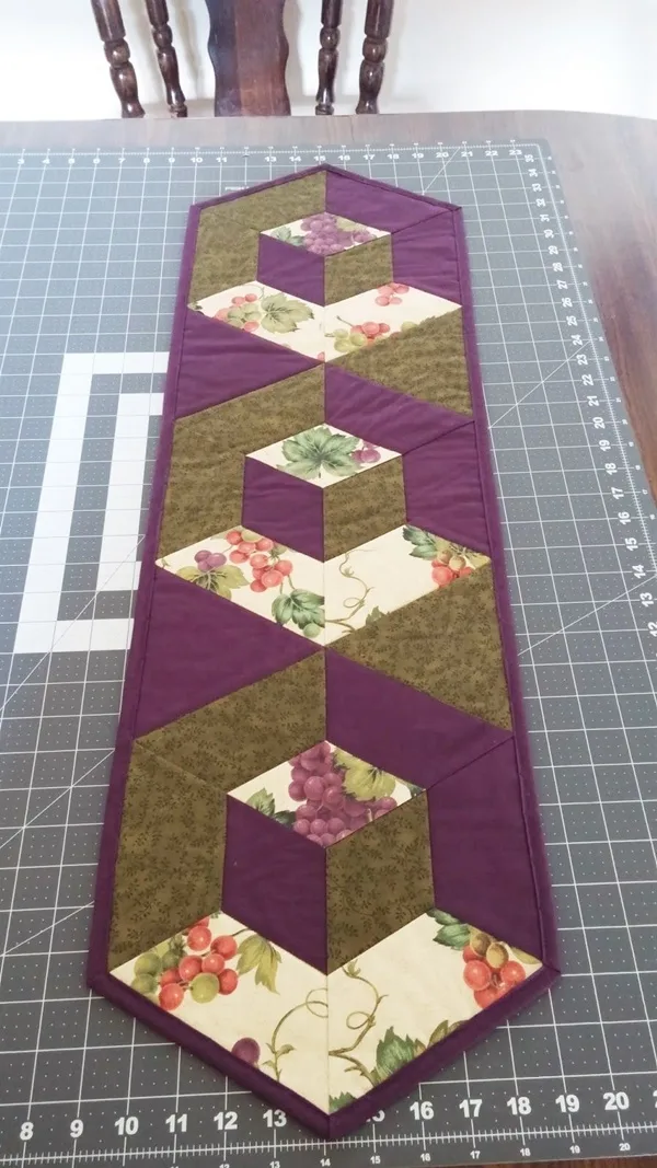 Amazing Table Runner Ideas for Modern Homes
