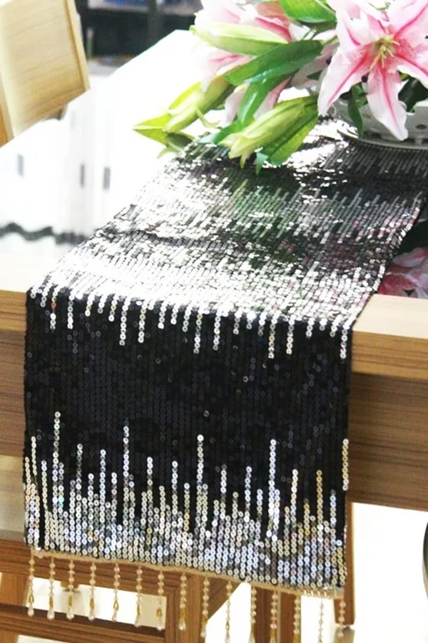 Amazing Table Runner Ideas for Modern Homes