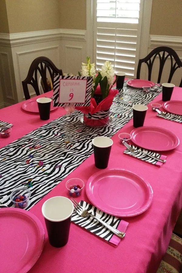 Amazing Table Runner Ideas for Modern Homes