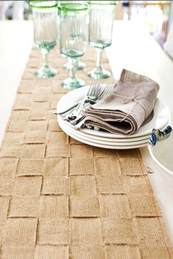 Amazing Table Runner Ideas for Modern Homes