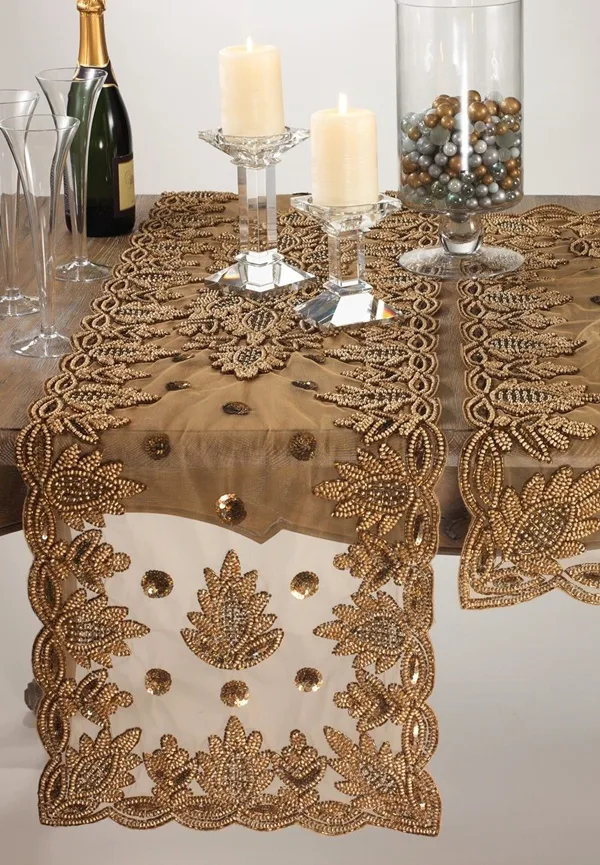 Amazing Table Runner Ideas for Modern Homes