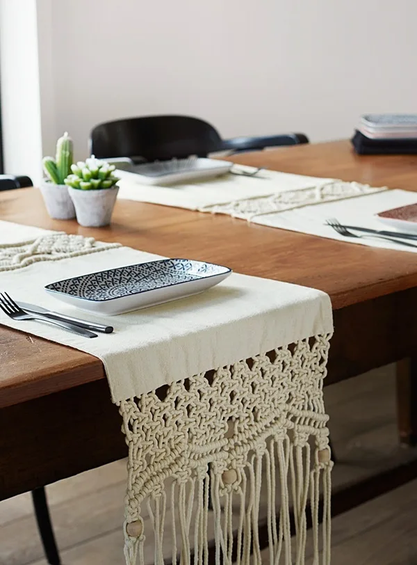 Amazing Table Runner Ideas for Modern Homes