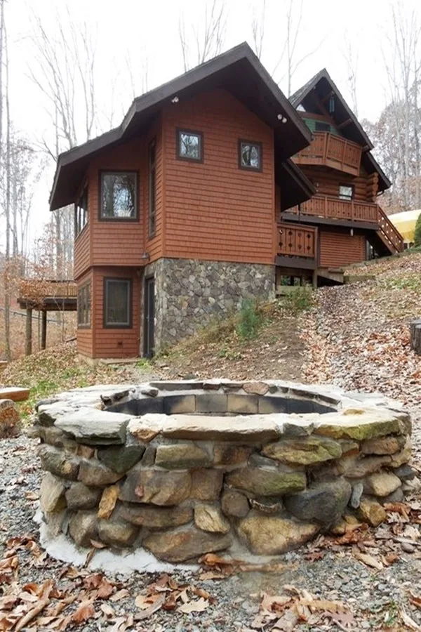DIY Fire Pit Ideas to Make Your Neighbors Jealous