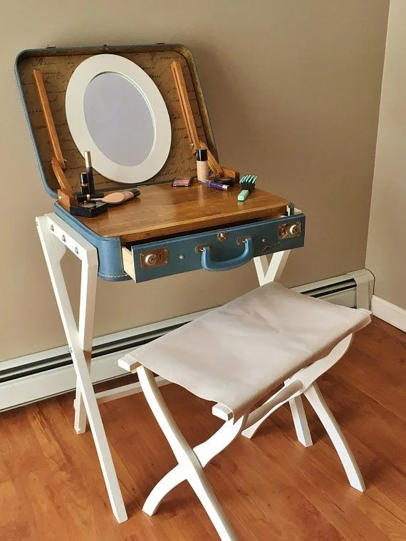 Grooming Vanity